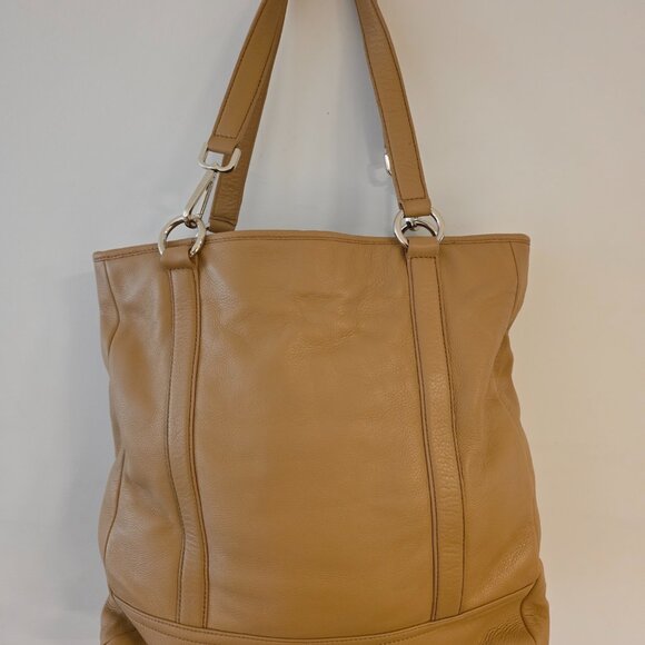 Handbag - Picture 2 of 7